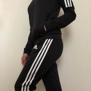 X-small Adidas track suit